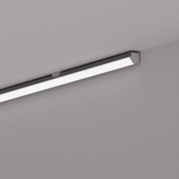 Winkel-profil sorgt für klare Kanten in silber eloxiert